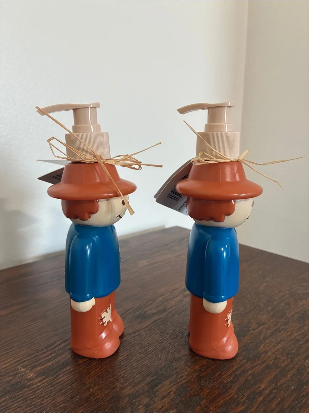 NWT- Set of 2- Caramel Pumpkin Scented Scarecrow Hand Soap Dispensers 6oz